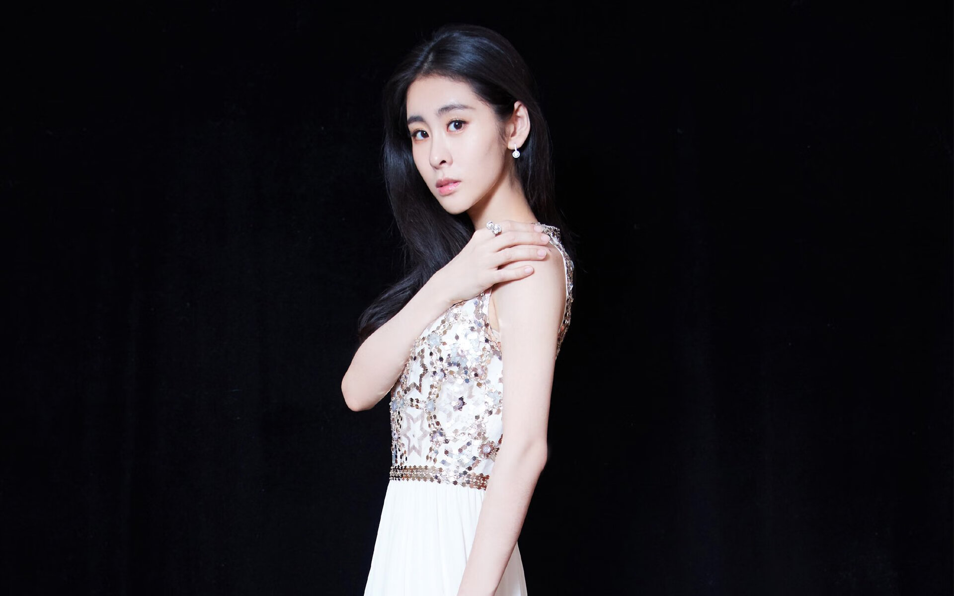 “德甲高水平对抗，技术与战术完美融合”，德甲谁厉害