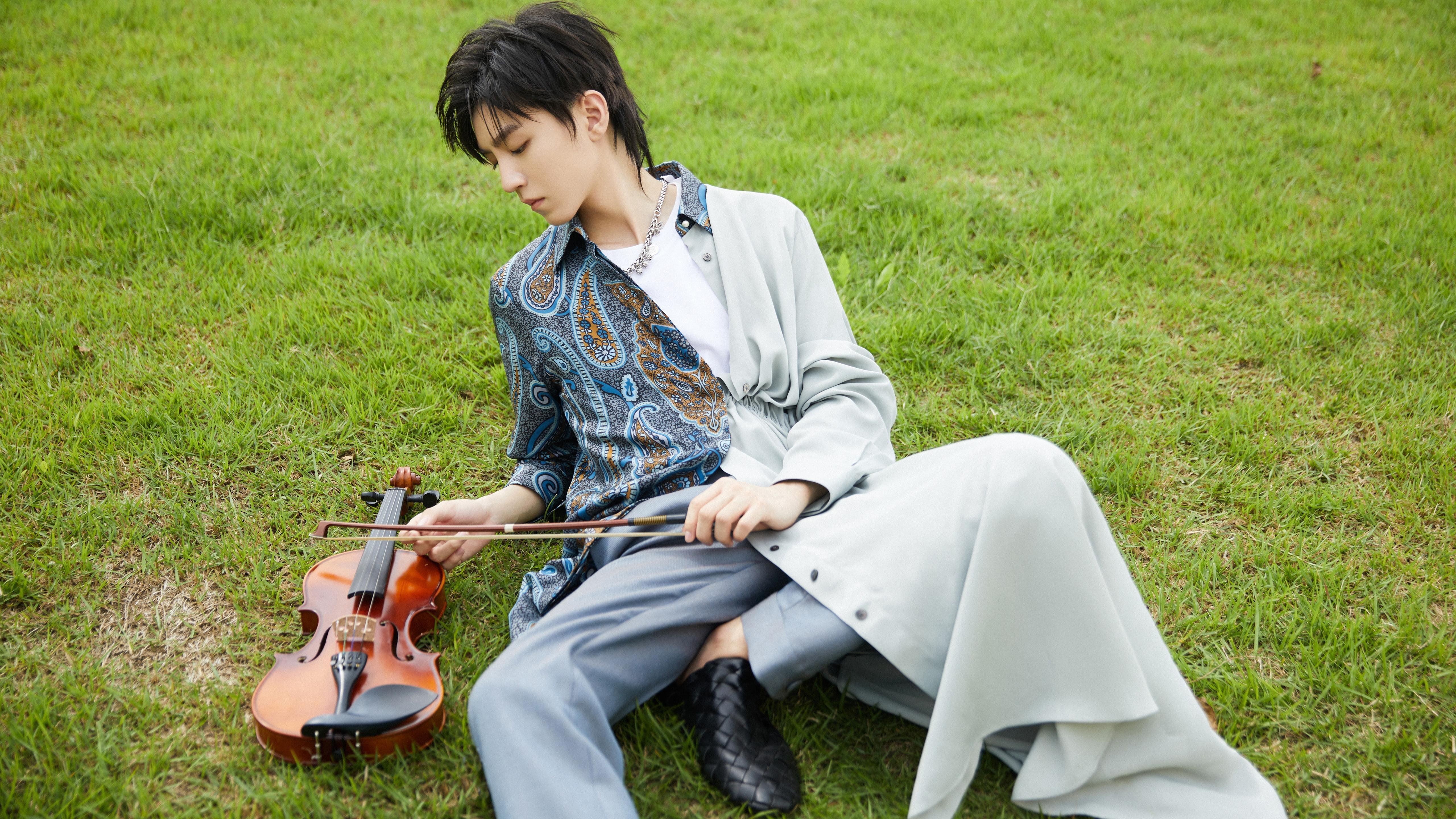 开云官网-梅西率队轻松取胜，巴萨升至积分榜第三，梅西巴萨比赛赛季